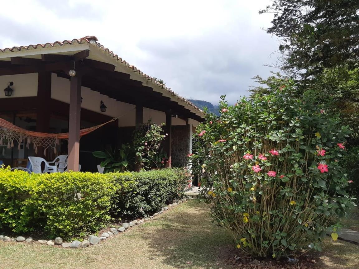 Finca Paraiso Калима Экстерьер фото